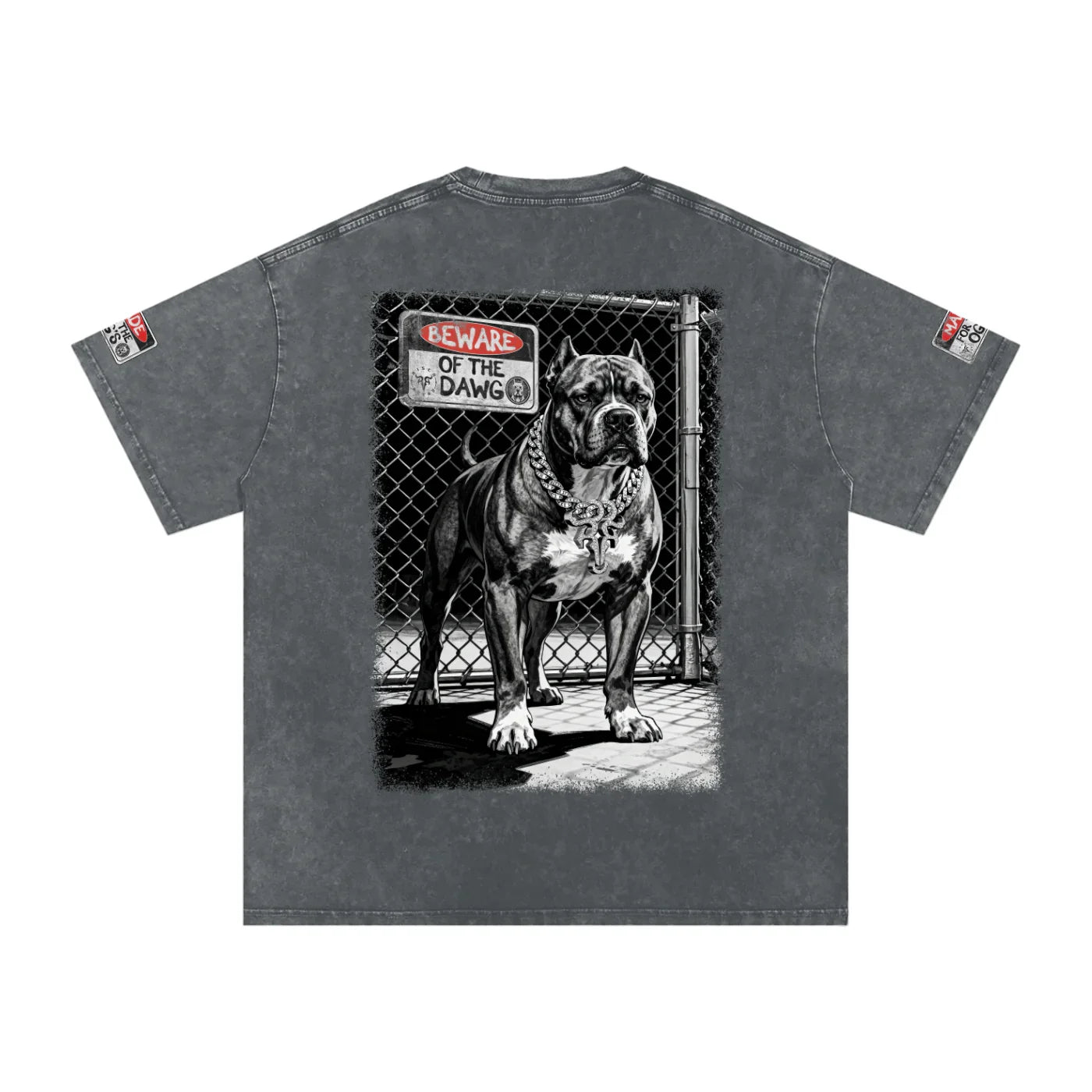 Attention au t-shirt oversize en coton délavé Dawg