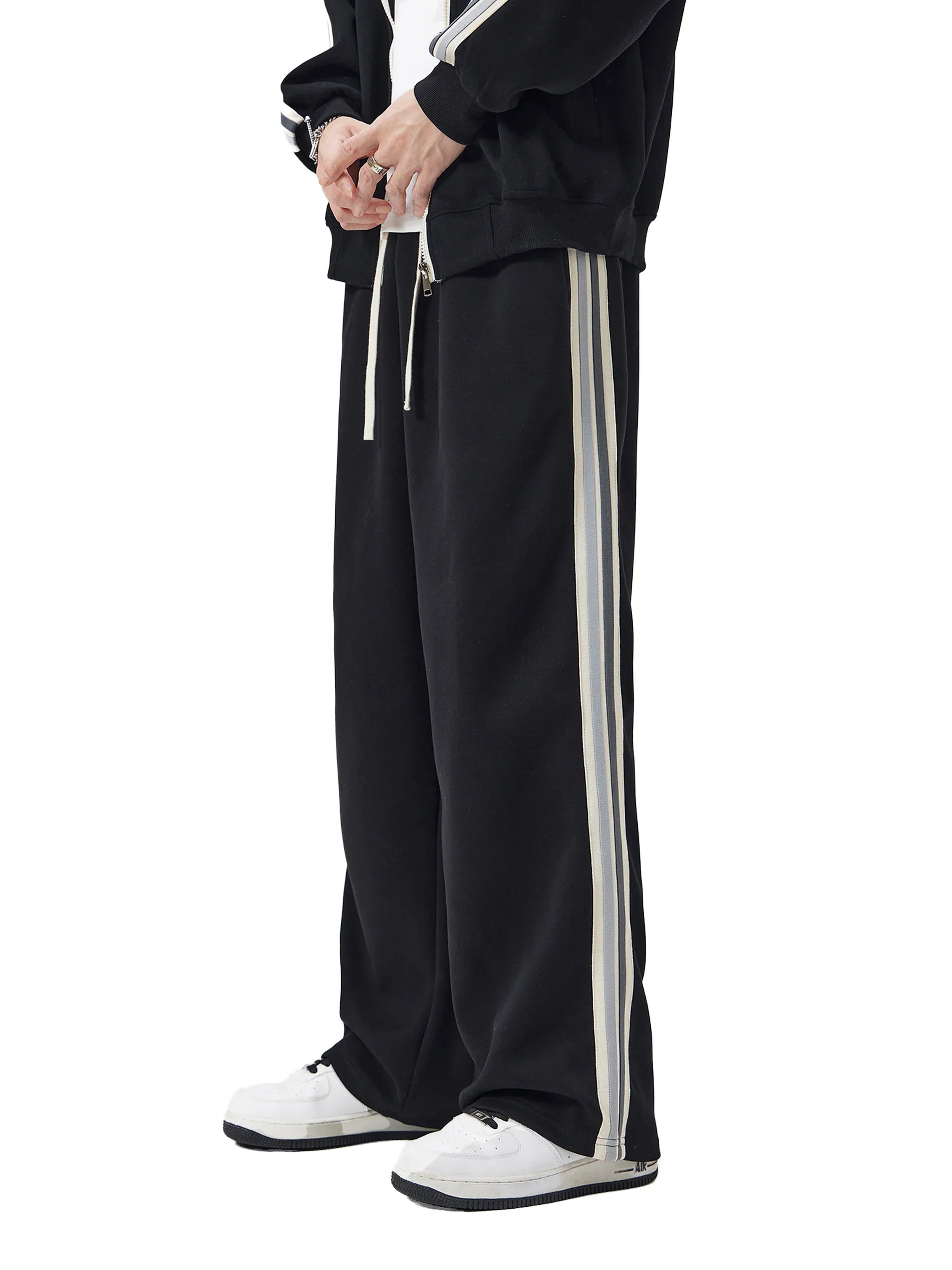 Motion Set X RisenRetro Contrast Side-Stripe Straight-Leg  Pants