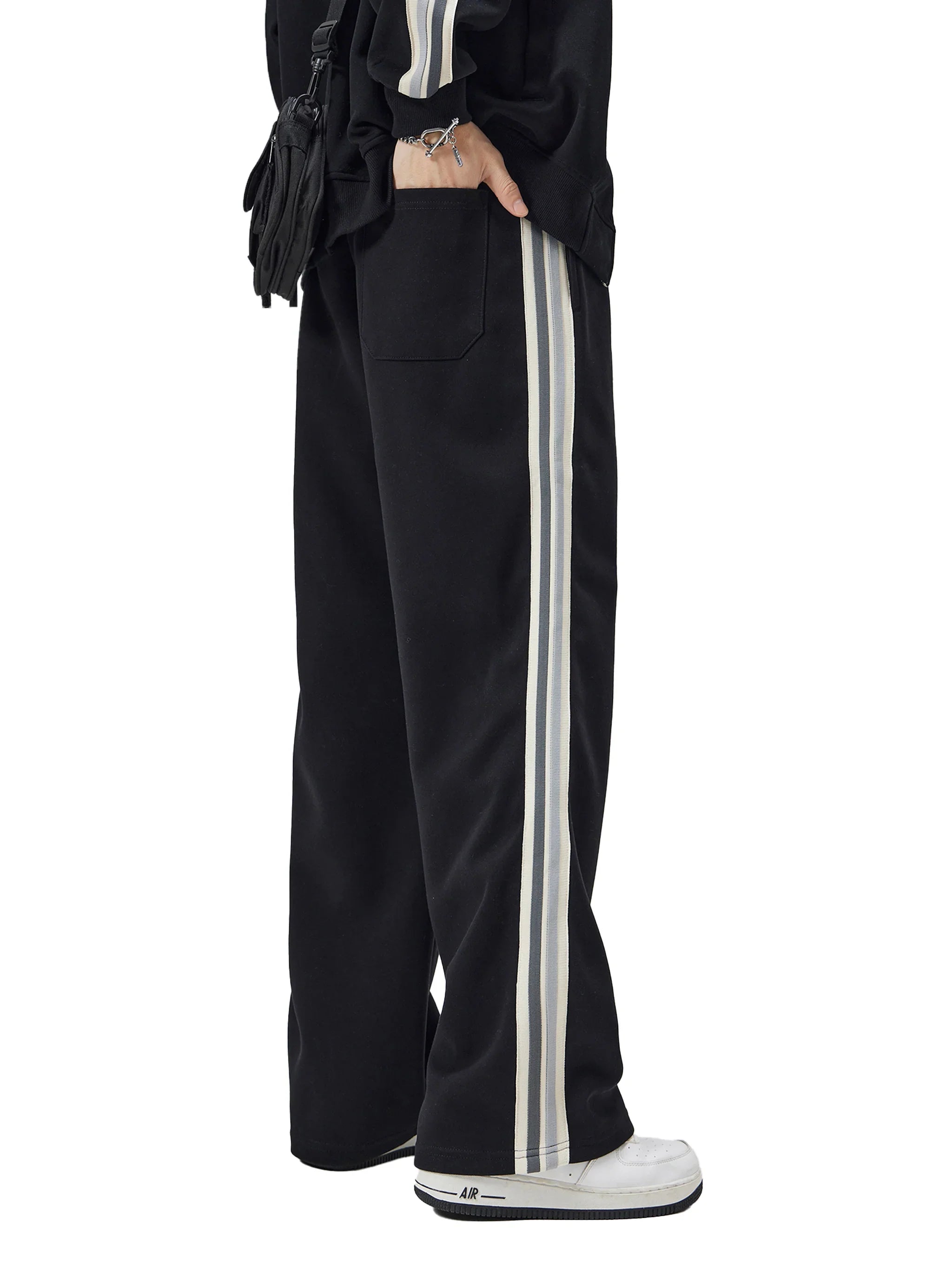 Motion Set X RisenRetro Contrast Side-Stripe Straight-Leg  Pants