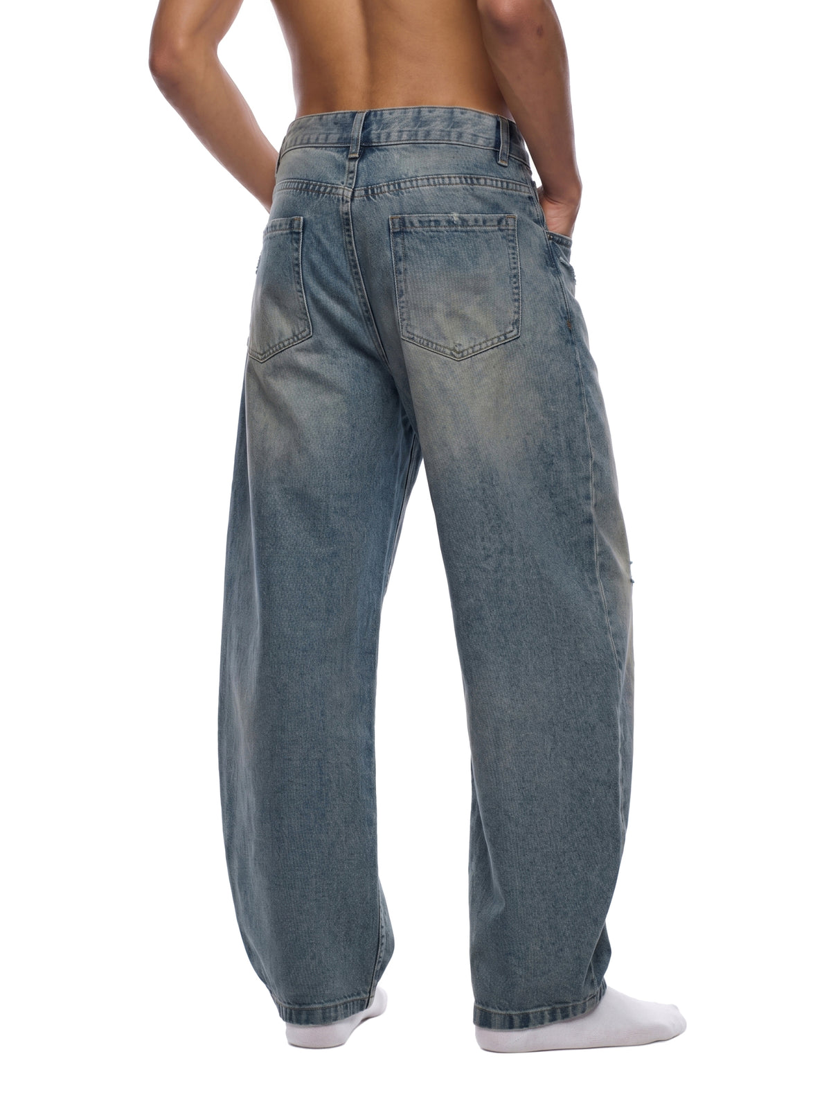 RISENRETRO | Men's Distressed Barrel Leg Jeans