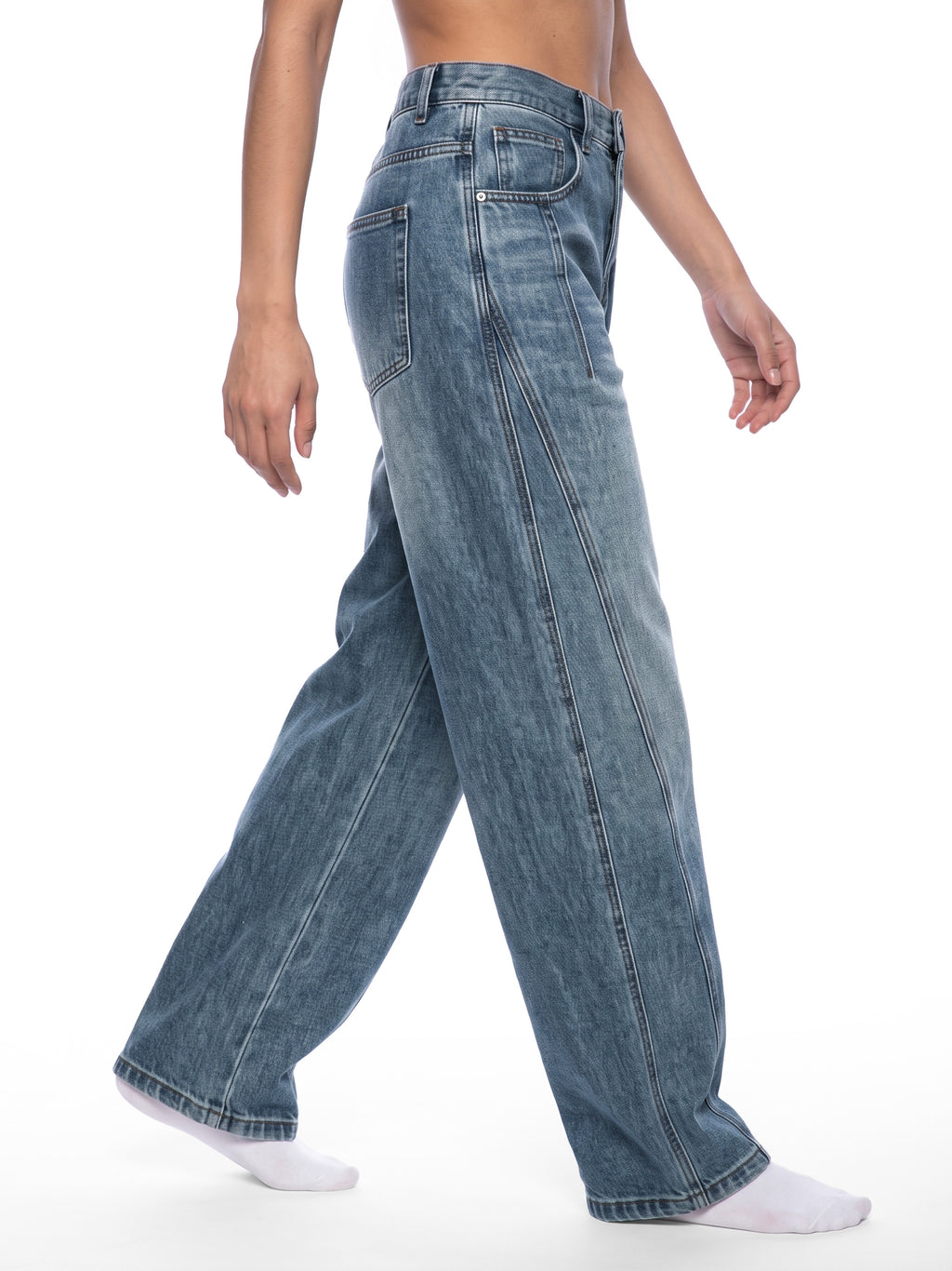 RISENRETRO | Unisex Vintage Wash Barrel Leg Denim Jeans